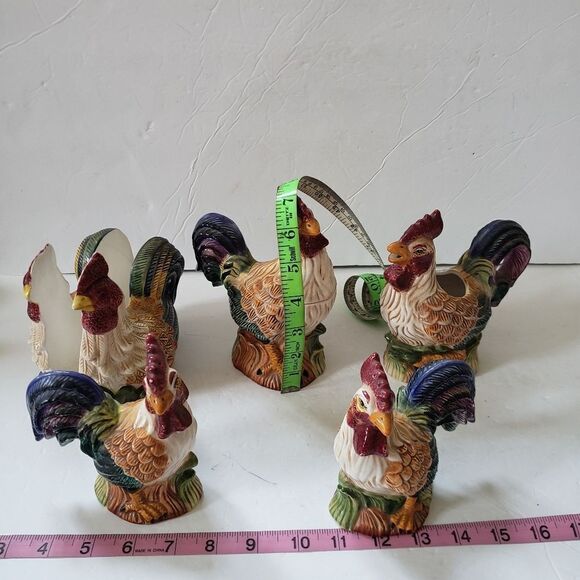 Kitchen Roosters   - Picture 8 of 8